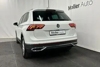 Volkswagen Tiguan, 1.4, 110 kW, подключаемый гибрид б+э, автомат, передний привод