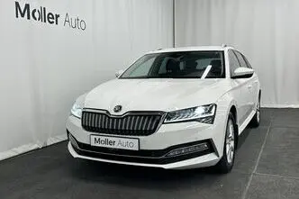 Škoda Superb, 1.4, 115 kW, подключаемый гибрид б+э, автомат, передний привод