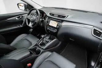 Nissan Qashqai, 1.3, 103 kW, бензин, механическая, передний привод