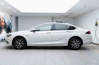 Opel Insignia, 2.0, 125 kW, дизель, автомат, передний привод