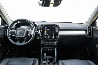 Volvo XC40, 2.0, 118 kW, бензин, автомат, передний привод