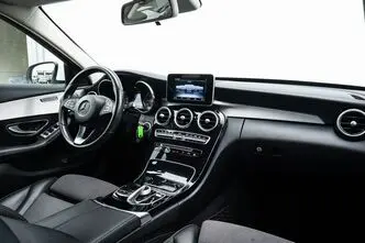 Mercedes-Benz C 220, 2.0, 125 kW, дизель, автомат, полный привод