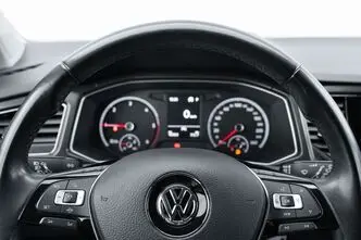 Volkswagen T-Roc, 2.0, 110 kW, дизель, автомат, передний привод