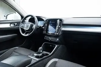 Volvo XC40, 2.0, 140 kW, бензин, автомат