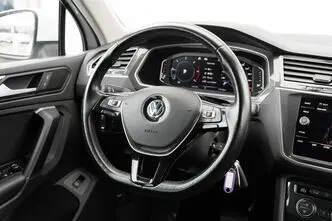 Volkswagen Tiguan, 2.0, 140 kW, дизель, автомат, полный привод