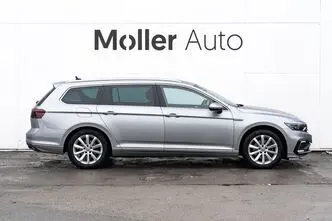 Volkswagen Passat, 1.0, 160 kW, бензин, автомат