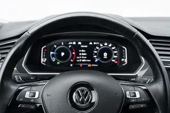 Volkswagen Tiguan, 2.0, 110 kW, дизель, автомат