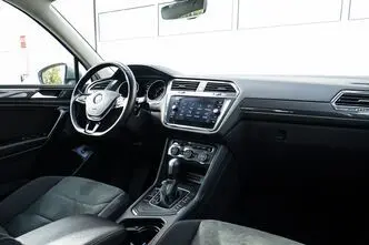 Volkswagen Tiguan, 2.0, 110 kW, бензин, автомат, передний привод