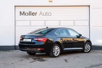 Škoda Superb, 1.0, 160 kW, бензин, автомат, передний привод