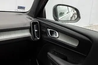 Volvo XC40, 2.0, 110 kW, дизель, автомат