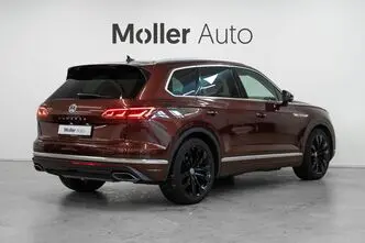 Volkswagen Touareg, 3.0, 170 kW, дизель, автомат, полный привод