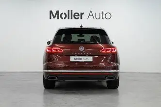 Volkswagen Touareg, 3.0, 170 kW, дизель, автомат, полный привод