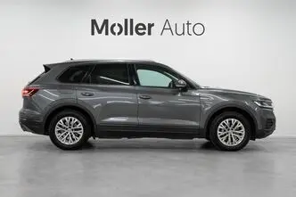 Volkswagen Touareg, 3.0, 170 kW, дизель, автомат, полный привод