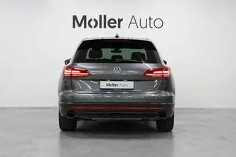 Volkswagen Touareg, 3.0, 170 kW, дизель, автомат, полный привод