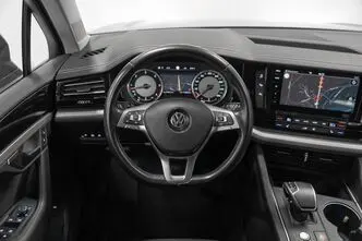 Volkswagen Touareg, 3.0, 170 kW, дизель, автомат, полный привод