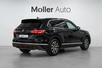 Volkswagen Touareg, 3.0, 250 kW, бензин, автомат, полный привод