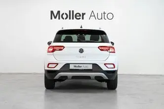 Volkswagen T-Roc, 2.0, 110 kW, petrol, manual, front-wheel drive