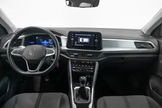 Volkswagen T-Roc, 2.0, 110 kW, бензин, механическая, передний привод