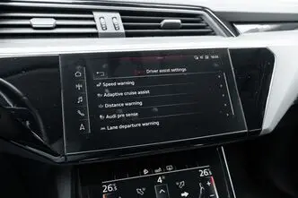 Audi e-tron, 230 kW, электричество, автомат, полный привод