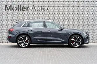 Audi Q8 e-tron, 300 kW, electric, automatic, four-wheel drive