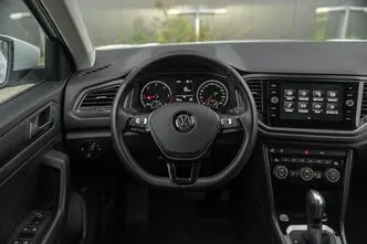 Volkswagen T-Roc, 2.0, 110 kW, дизель, автомат, передний привод