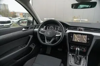 Volkswagen Passat, 1.0, 160 kW, подключаемый гибрид б+э, автомат, передний привод