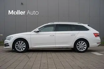 Škoda Superb, 1.0, 160 kW, подключаемый гибрид б+э, автомат, передний привод