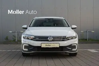 Volkswagen Passat, 1.0, 160 kW, подключаемый гибрид б+э, автомат, передний привод