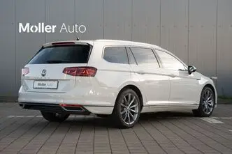 Volkswagen Passat, 1.0, 160 kW, подключаемый гибрид б+э, автомат, передний привод