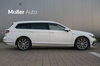 Volkswagen Passat, 1.0, 160 kW, подключаемый гибрид б+э, автомат, передний привод