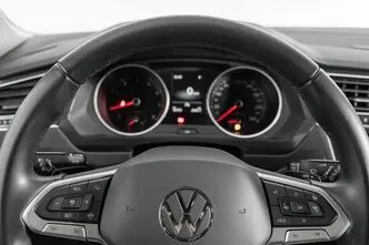 Volkswagen Tiguan, 2.0, 110 kW, бензин, автомат