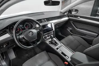 Volkswagen Passat, 2.0, 110 kW, дизель, автомат