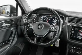 Volkswagen Tiguan, 2.0, 140 kW, бензин, автомат, полный привод