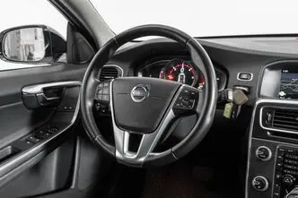 Volvo V60 Cross Country, 2.0, 110 kW, дизель, автомат, передний привод