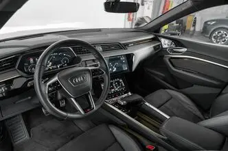 Audi Q8 e-tron, 0.1, 301 kW, electric, automatic, four-wheel drive