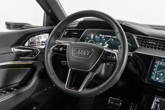 Audi Q8 e-tron, 0.1, 301 kW, electric, automatic, four-wheel drive