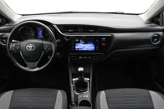 Toyota Auris, 1.2, 85 kW, бензин, механическая, передний привод