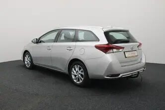 Toyota Auris, 1.2, 85 kW, бензин, механическая, передний привод