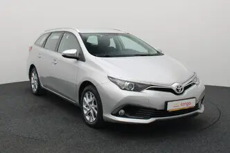 Toyota Auris, 1.2, 85 kW, бензин, механическая, передний привод