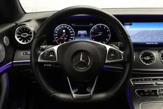 Mercedes-Benz E 300, 2.0, 180 kW, бензин, автомат, задний привод