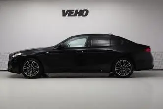 BMW 520, 2.0, 145 kW, hybrid d+e, automatic, rear-wheel drive