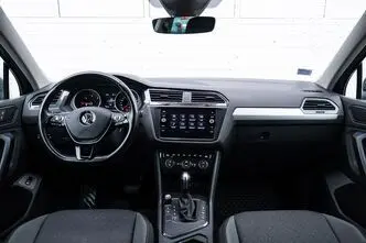 Volkswagen Tiguan, 2.0, 110 kW, дизель, автомат, передний привод