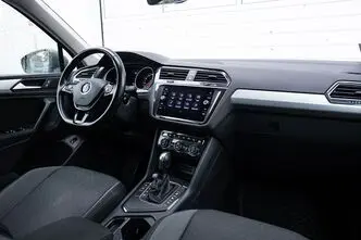 Volkswagen Tiguan, 2.0, 110 kW, дизель, автомат, передний привод