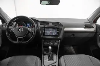 Volkswagen Tiguan, 2.0, 110 kW, дизель, автомат, передний привод