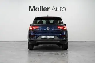 Volkswagen T-Roc, 2.0, 110 kW, бензин, автомат, передний привод