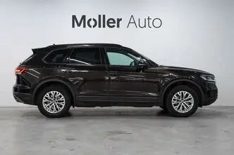 Volkswagen Touareg, 3.0, 170 kW, дизель, автомат, полный привод