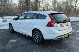 Volvo V60, 2.4, 158 kW, подключаемый гибрид д+э, автомат, полный привод