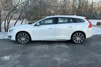 Volvo V60, 2.4, 158 kW, подключаемый гибрид д+э, автомат, полный привод