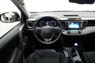 Toyota RAV4, 2.0, 112 kW, бензин, механическая, полный привод