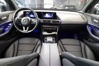 Mercedes-Benz EQC, 145 kW, электричество, полный привод